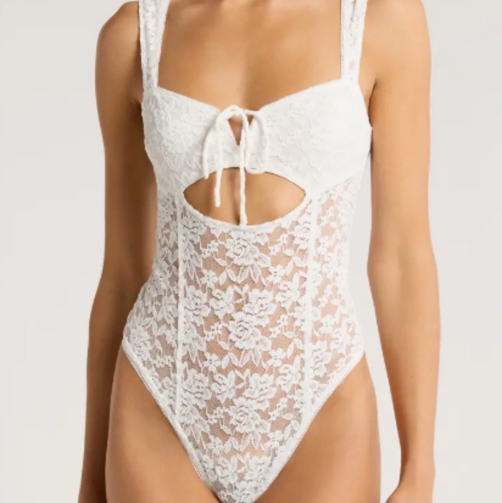 Free People Intimately Strike a Pose Lace Bodysuit L NWOT